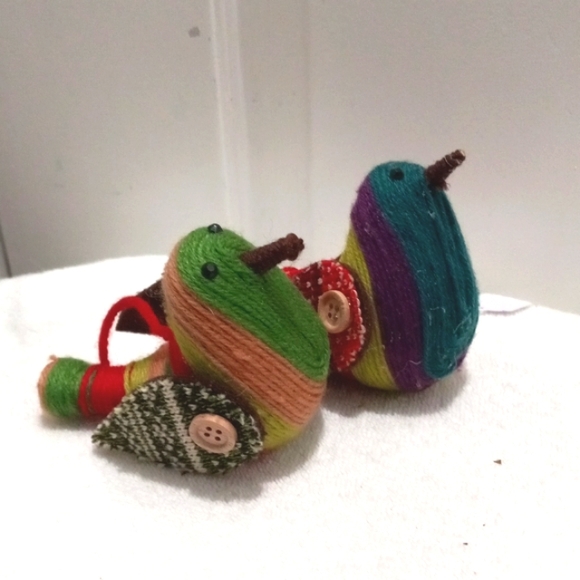 Two String Art Xmas Birds Ornaments - Picture 2 of 4